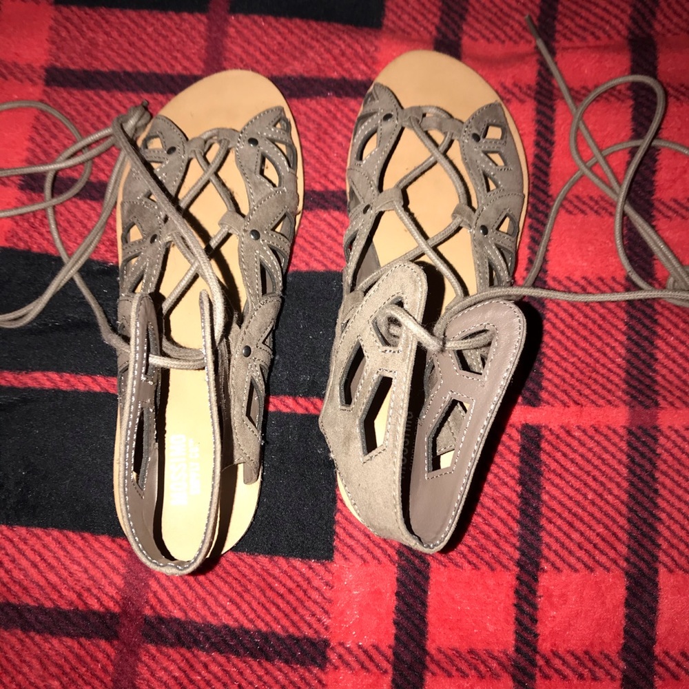 Target Sandals - Picture 3 of 4